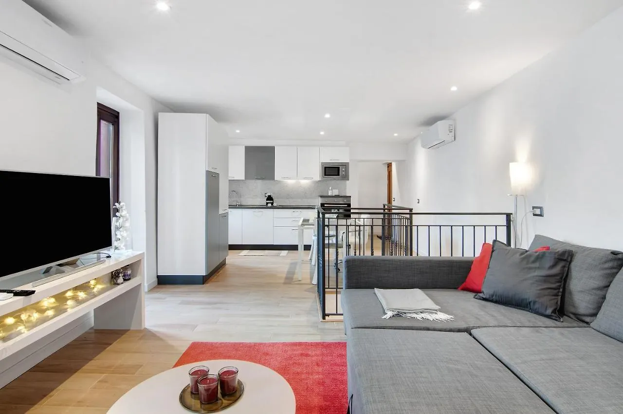 Fogazzaro Lake View Apartment Oria