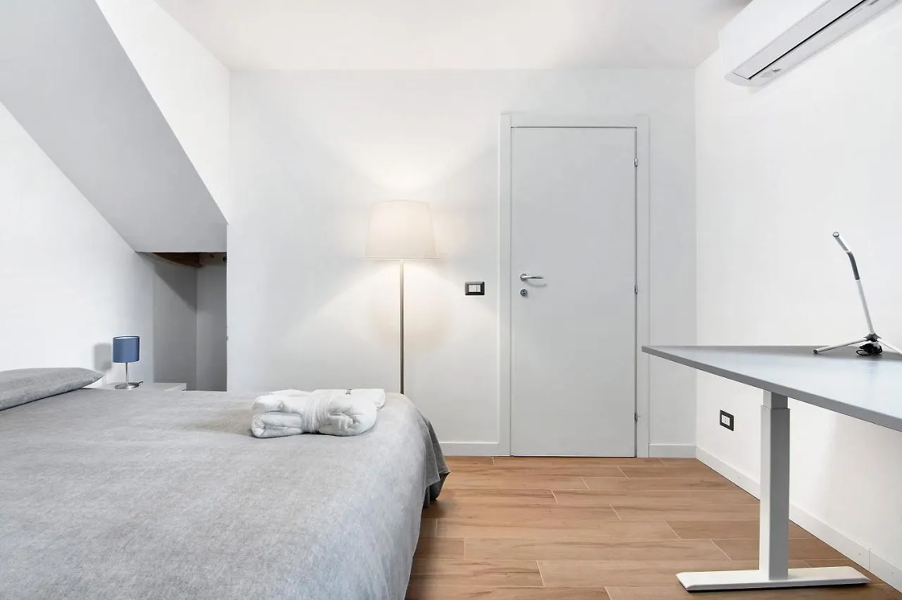 Fogazzaro Lake View Apartment Oria