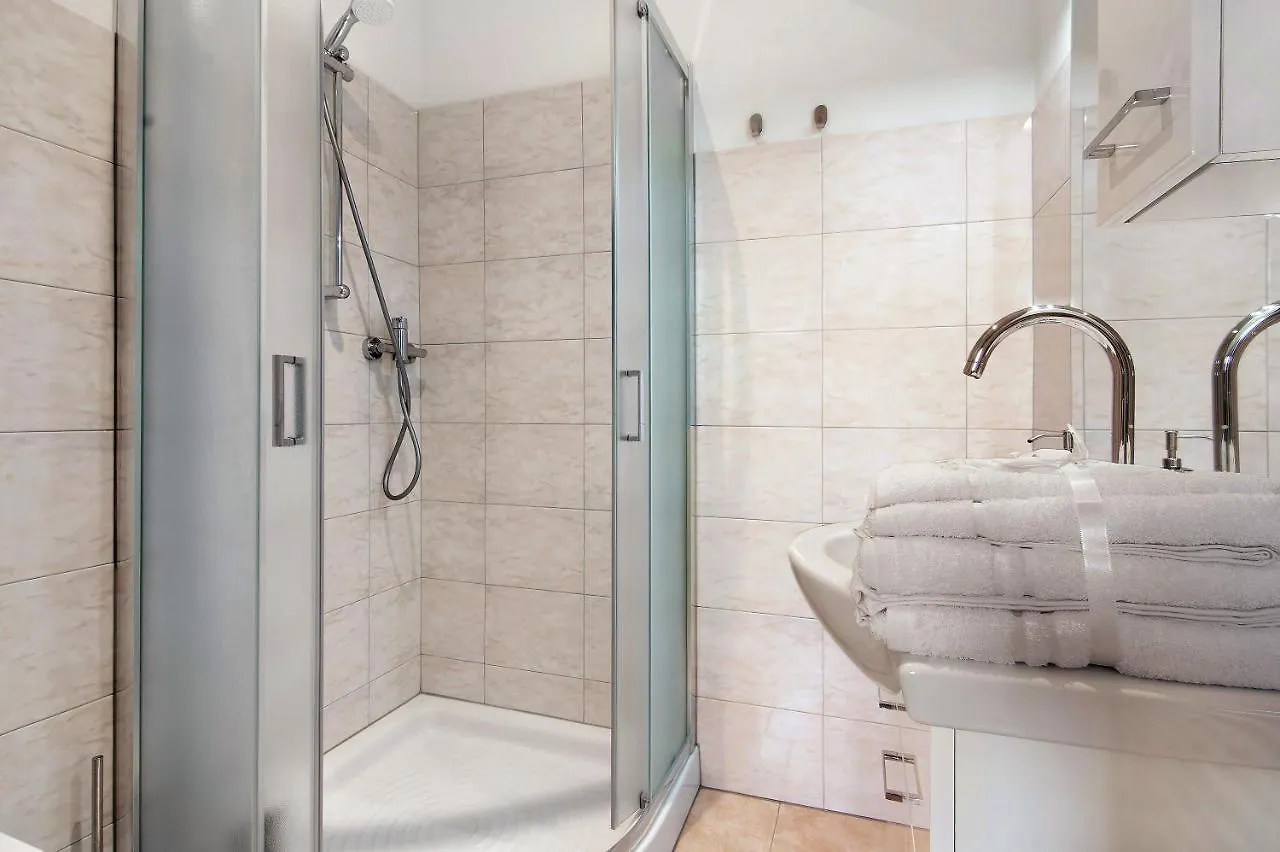 Fogazzaro Lake View Apartment Oria