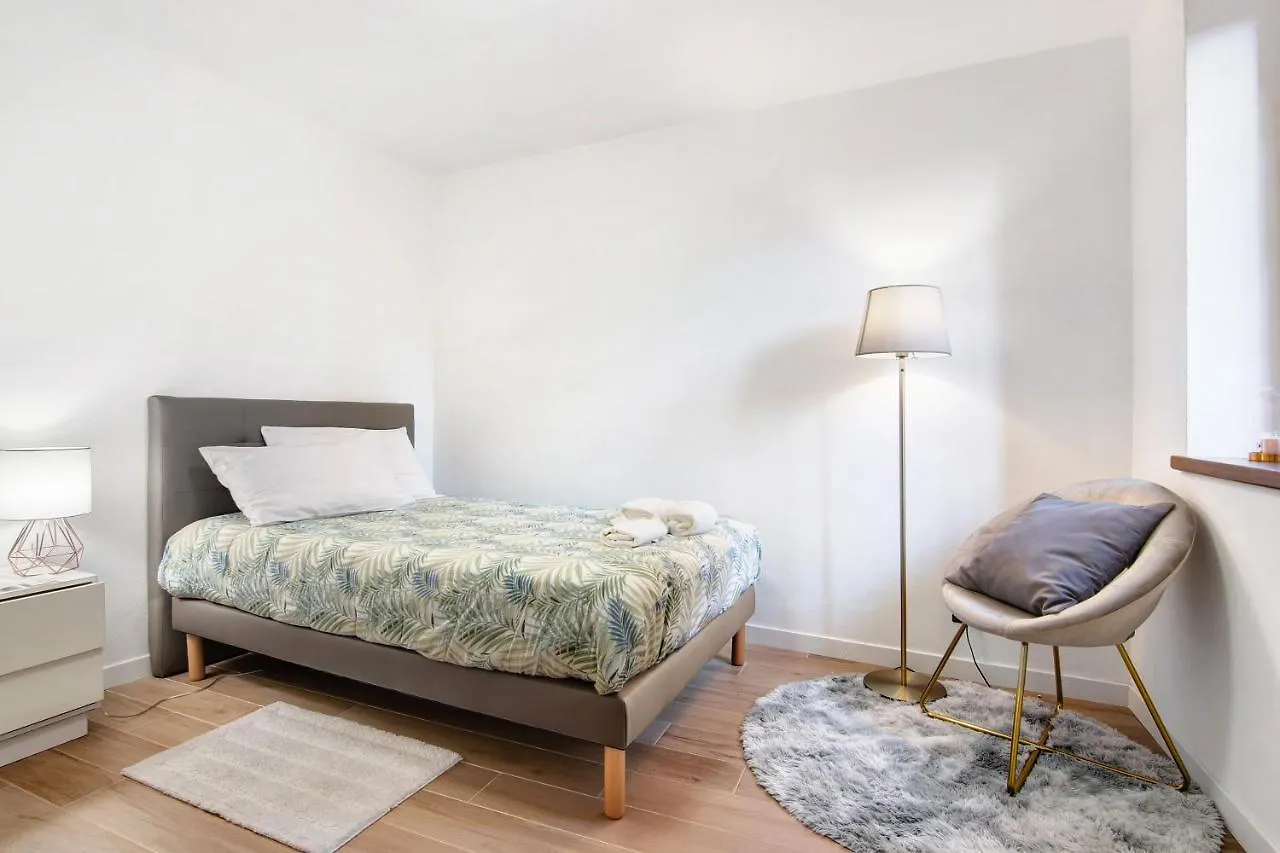 Fogazzaro Lake View Apartment Oria  0*, Oria (Como) Italia